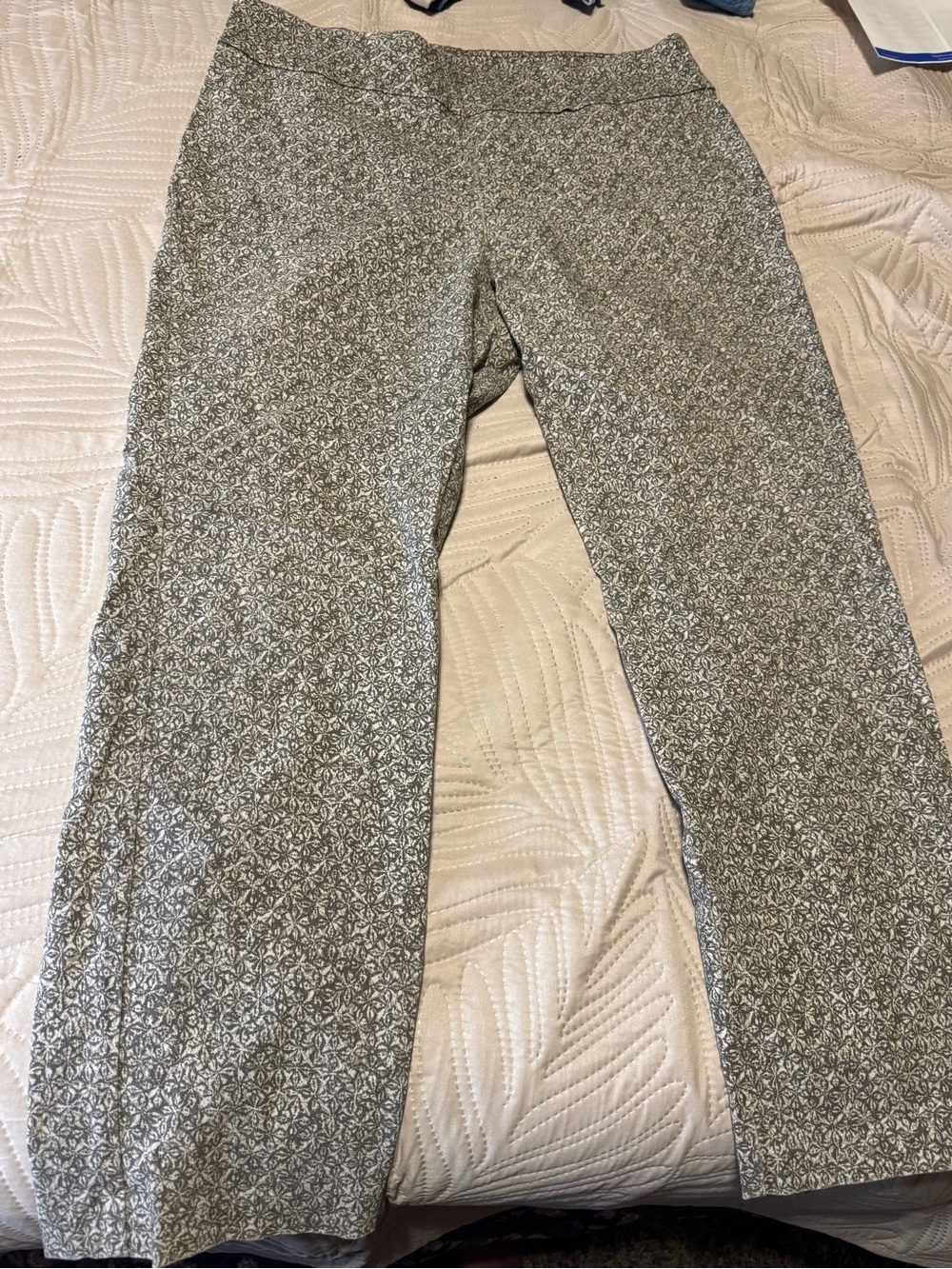 Ruby Rd Women's Printed Stretch Pants - Gray Sz 14